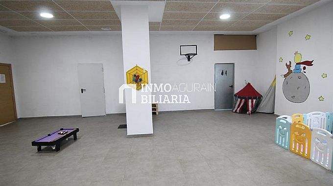Alquiler local comercial en Agurain