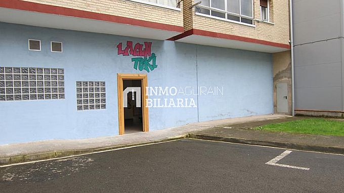Alquiler local comercial en Agurain