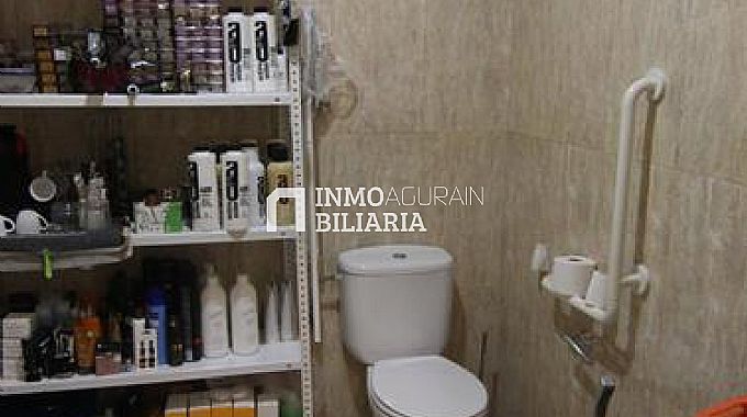 ALQUILER DE LOCAL COMERCIAL EN SALVATIERRA-AGURAIN