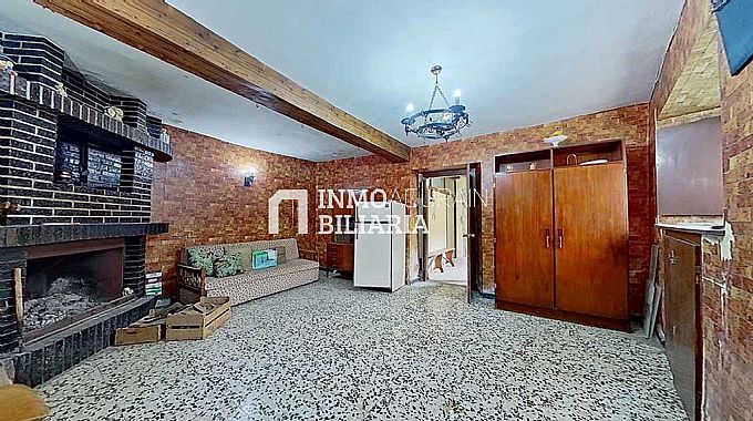CASA EN VENTA EN URABAIN