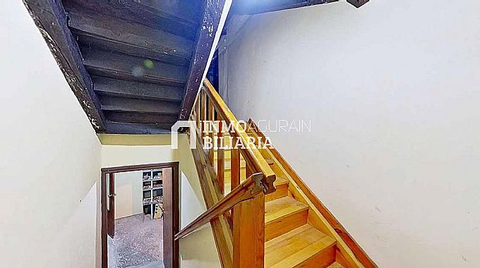 CASA EN VENTA EN URABAIN