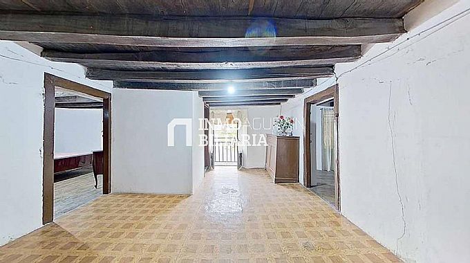 CASA EN VENTA EN URABAIN