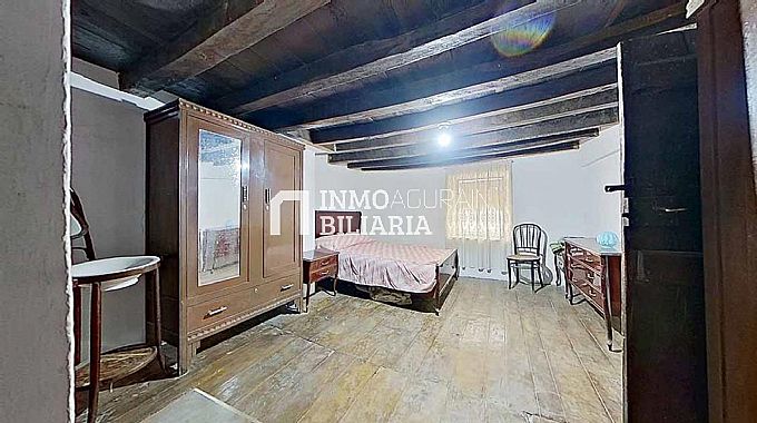 CASA EN VENTA EN URABAIN