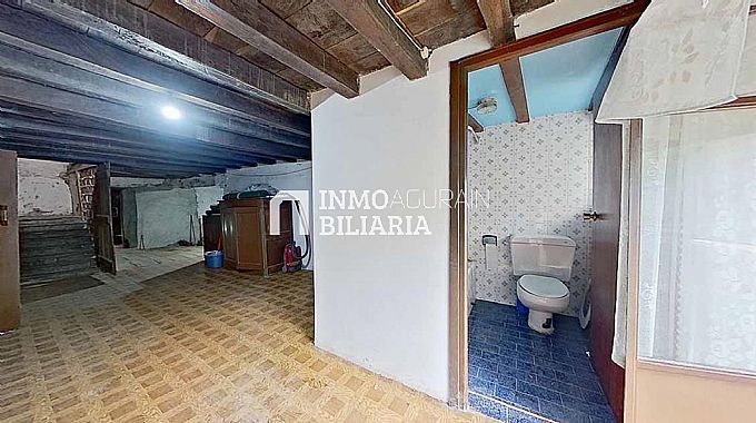CASA EN VENTA EN URABAIN