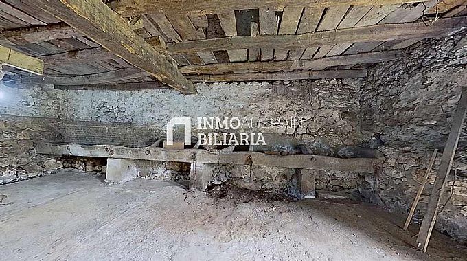 CASA EN VENTA EN URABAIN