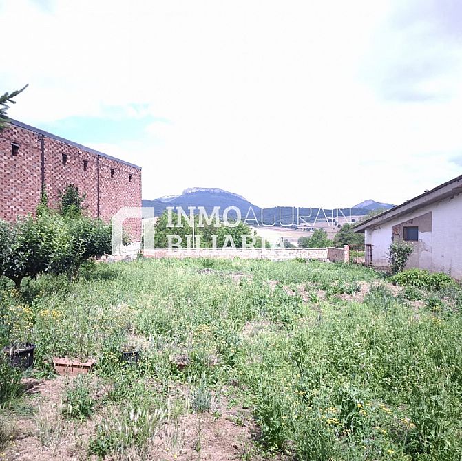 CASA + HUERTA Y EDIFICIO + SOLAR EN GENEVILLA - 7
