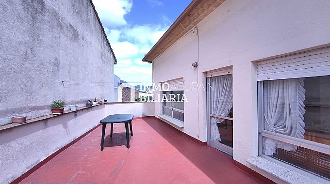 CASA + HUERTA Y EDIFICIO + SOLAR EN GENEVILLA