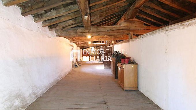 CASA SEORIAL EN URDIAIN