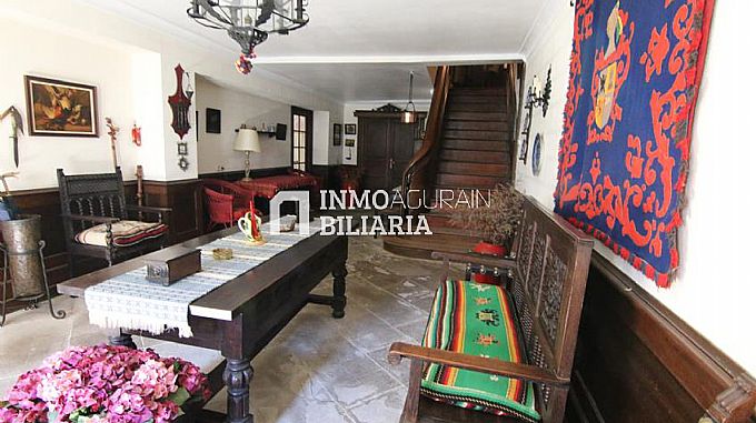 CASA SEORIAL EN URDIAIN