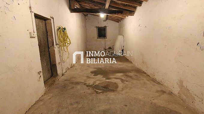 CASA SEORIAL EN URDIAIN