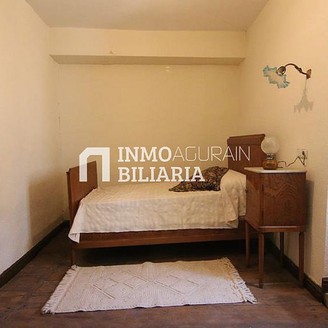 CASA SEORIAL EN URDIAIN - 34