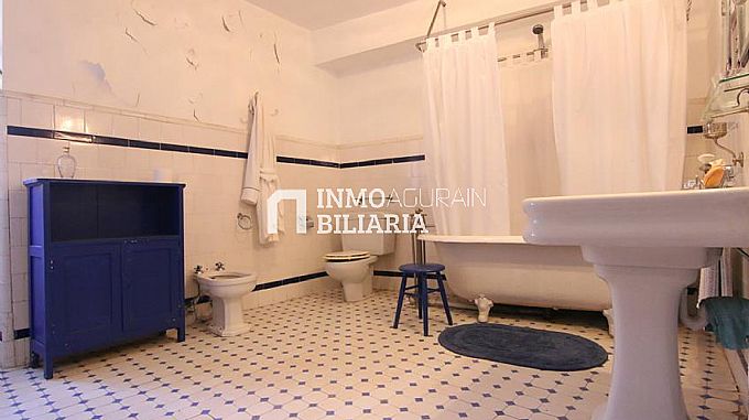 CASA SEORIAL EN URDIAIN