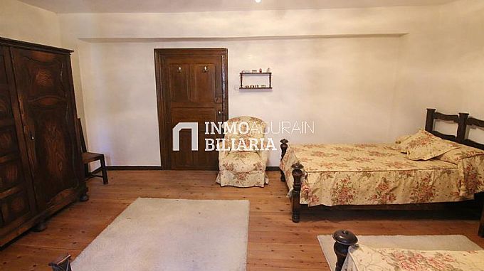 CASA SEORIAL EN URDIAIN