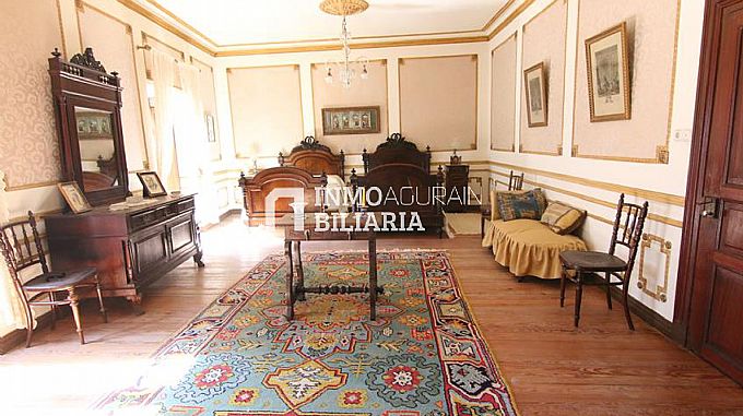 CASA SEORIAL EN URDIAIN