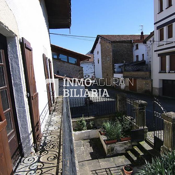 CASA SEORIAL EN URDIAIN - 53