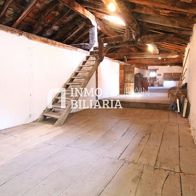 CASA SEORIAL EN URDIAIN - 55