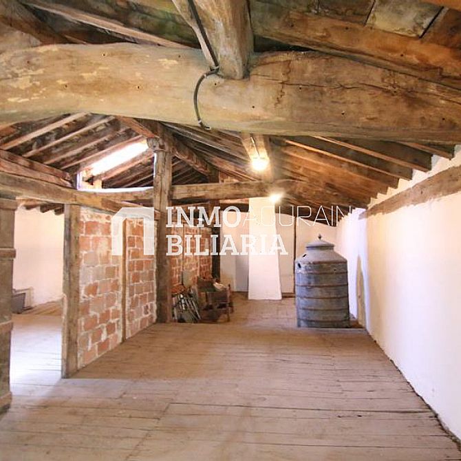 CASA SEORIAL EN URDIAIN - 57