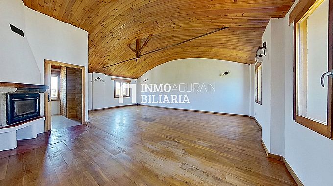 casa unifamiliar en el pueblo de Erentxun