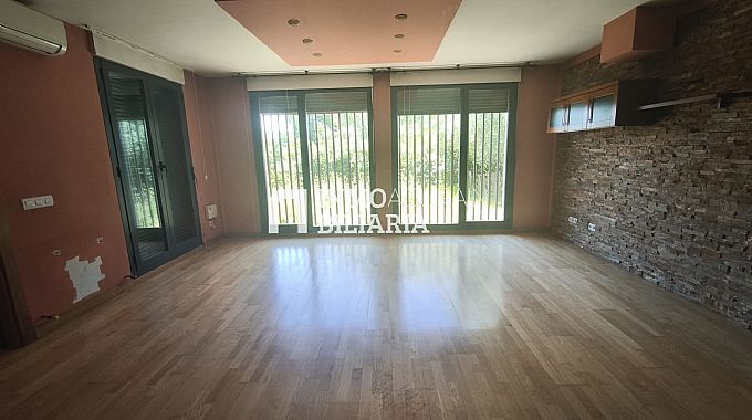 CASA UNIFAMILIAR EN SARASA