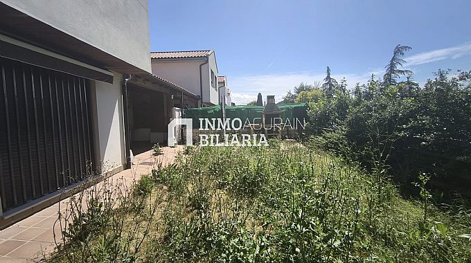 CASA UNIFAMILIAR EN SARASA