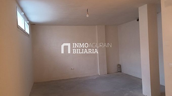 CHALET ADOSADO EN ENTRENA LA RIOJA