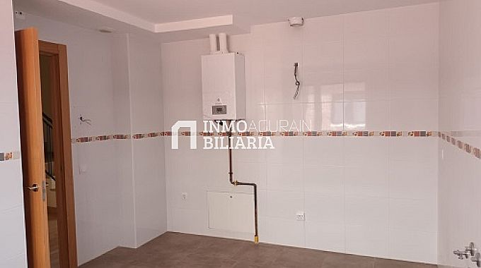 CHALET ADOSADO EN ENTRENA LA RIOJA