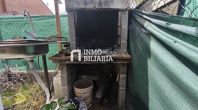 CHALET ADOSADO EN ORKOIEN