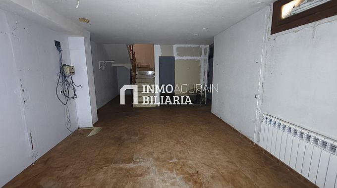 CHALET ADOSADO EN ORKOIEN