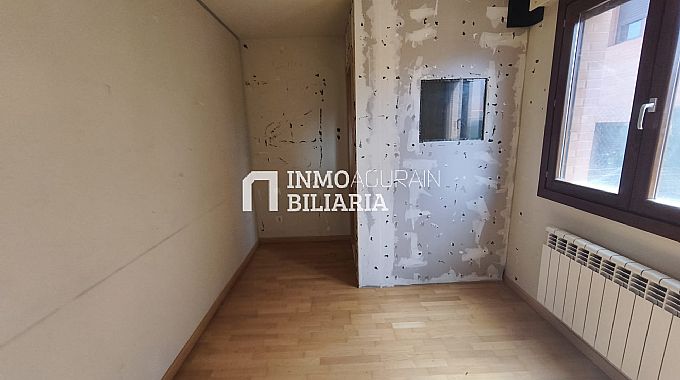 CHALET ADOSADO EN ORKOIEN