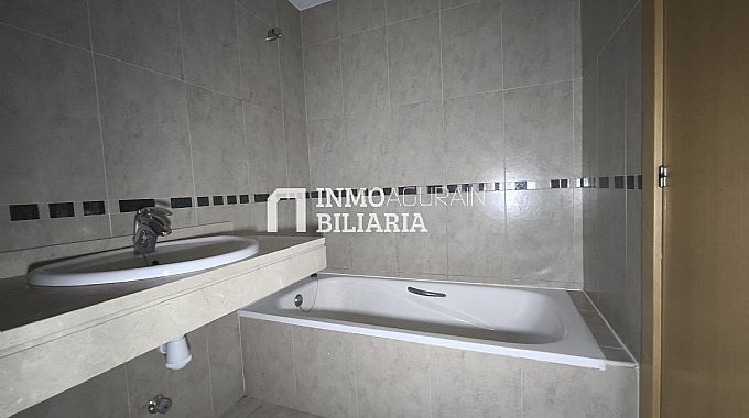 CHALET ADOSADO EN ORKOIEN