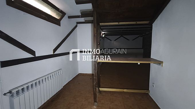 CHALET ADOSADO EN ORKOIEN