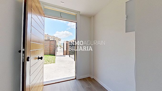 CHALET DE OBRA NUEVA EN AGURAIN