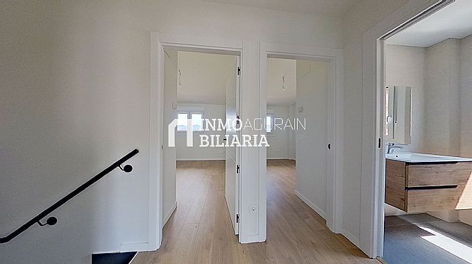 CHALET DE OBRA NUEVA EN AGURAIN