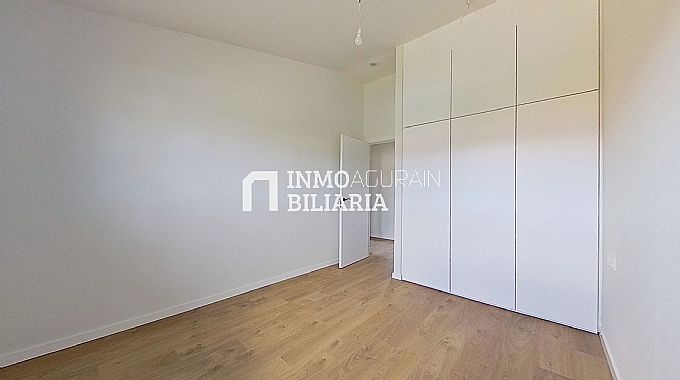 CHALET DE OBRA NUEVA EN AGURAIN
