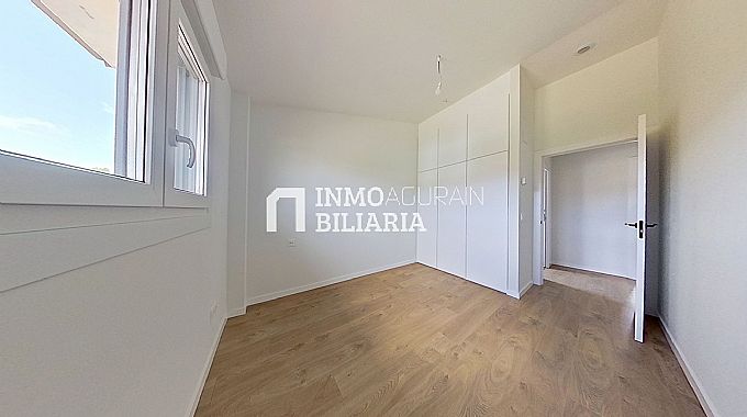 CHALET DE OBRA NUEVA EN AGURAIN