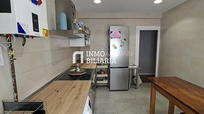 IMNOBILIARIA AGURAIN VENDE PISO EN AGURAIN-SALVATIERRA