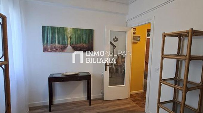 IMNOBILIARIA AGURAIN VENDE PISO EN AGURAIN-SALVATIERRA