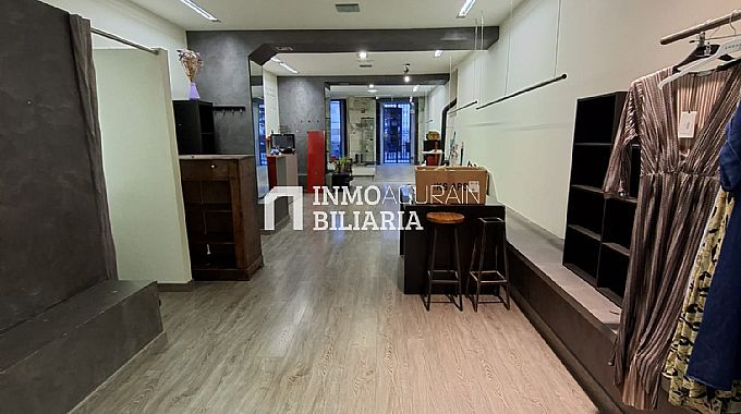 INMOBILIARIA AGURAIN ALQUILA LOCAL COMERCIAL EN AGURAIN