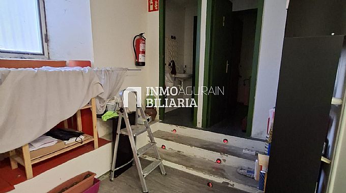 INMOBILIARIA AGURAIN ALQUILA LOCAL COMERCIAL EN AGURAIN