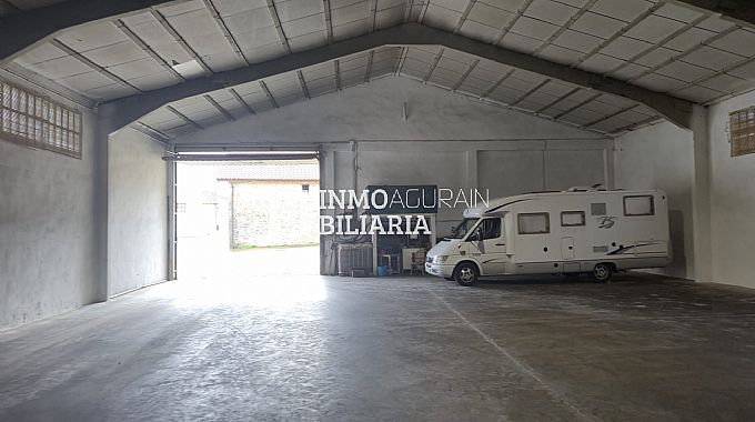 INMOBILIARIA AGURAIN ALQUILA NAVE AGR�COLA EN GAUNA
