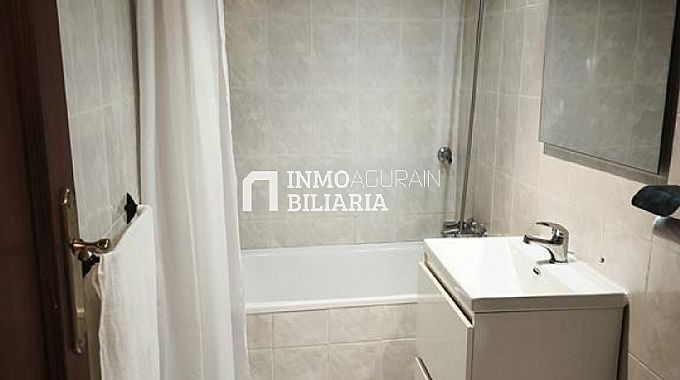 INMOBILIARIA AGURAIN VENDE APARTAMENTO EN AGURAIN