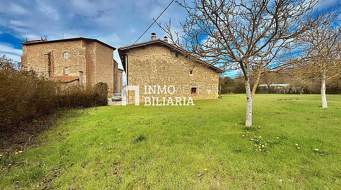 INMOBILIARIA AGURAIN VENDE PARCELA URBANA EN MUNAIN 
