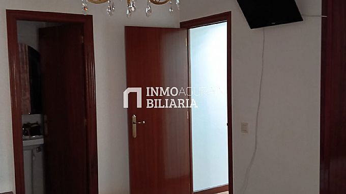 INMOBILIARIA AGURAIN VENDE PISO EN ALEGR�A-DULANTZI