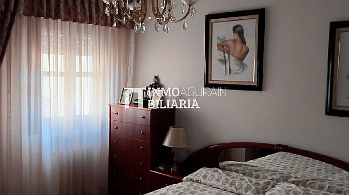 INMOBILIARIA AGURAIN VENDE PISO EN ALEGR�A-DULANTZI