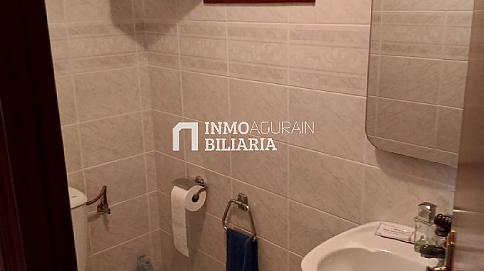 INMOBILIARIA AGURAIN VENDE PISO EN ALEGR�A-DULANTZI