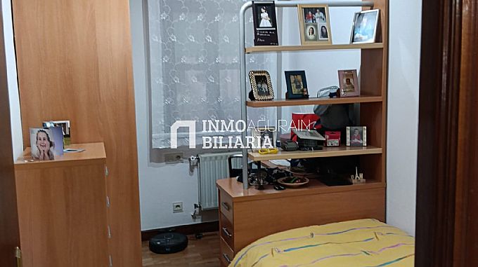 INMOBILIARIA AGURAIN VENDE PISO EN ALEGR�A-DULANTZI