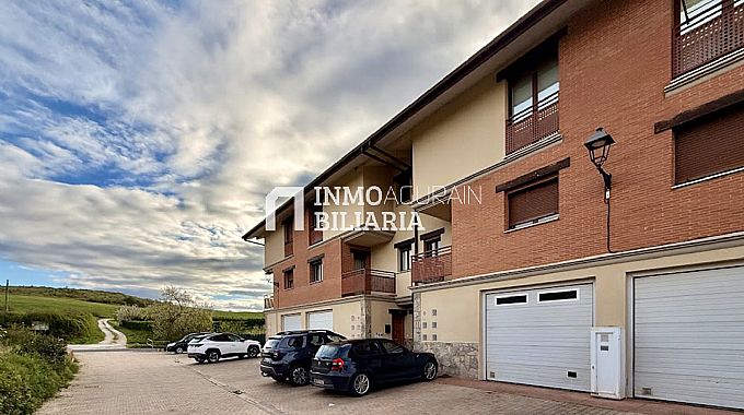 INMOBILIARIA AGURAIN VENDE  MAGNFICA VIVIENDA UNIFAMILIAR EN ARAIA (ASPARRENA, LAVA)