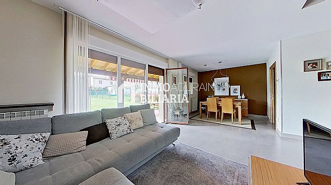 INMOBILIARIA AGURAIN VENDE  MAGNFICA VIVIENDA UNIFAMILIAR EN ARAIA (ASPARRENA, LAVA)