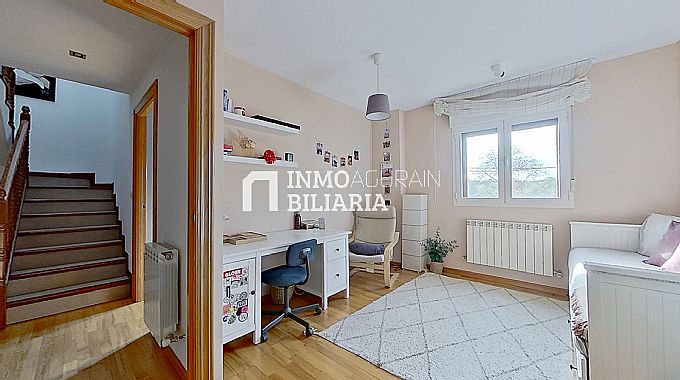 INMOBILIARIA AGURAIN VENDE  MAGNFICA VIVIENDA UNIFAMILIAR EN ARAIA (ASPARRENA, LAVA)