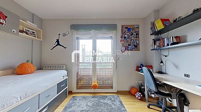 INMOBILIARIA AGURAIN VENDE  MAGNFICA VIVIENDA UNIFAMILIAR EN ARAIA (ASPARRENA, LAVA)